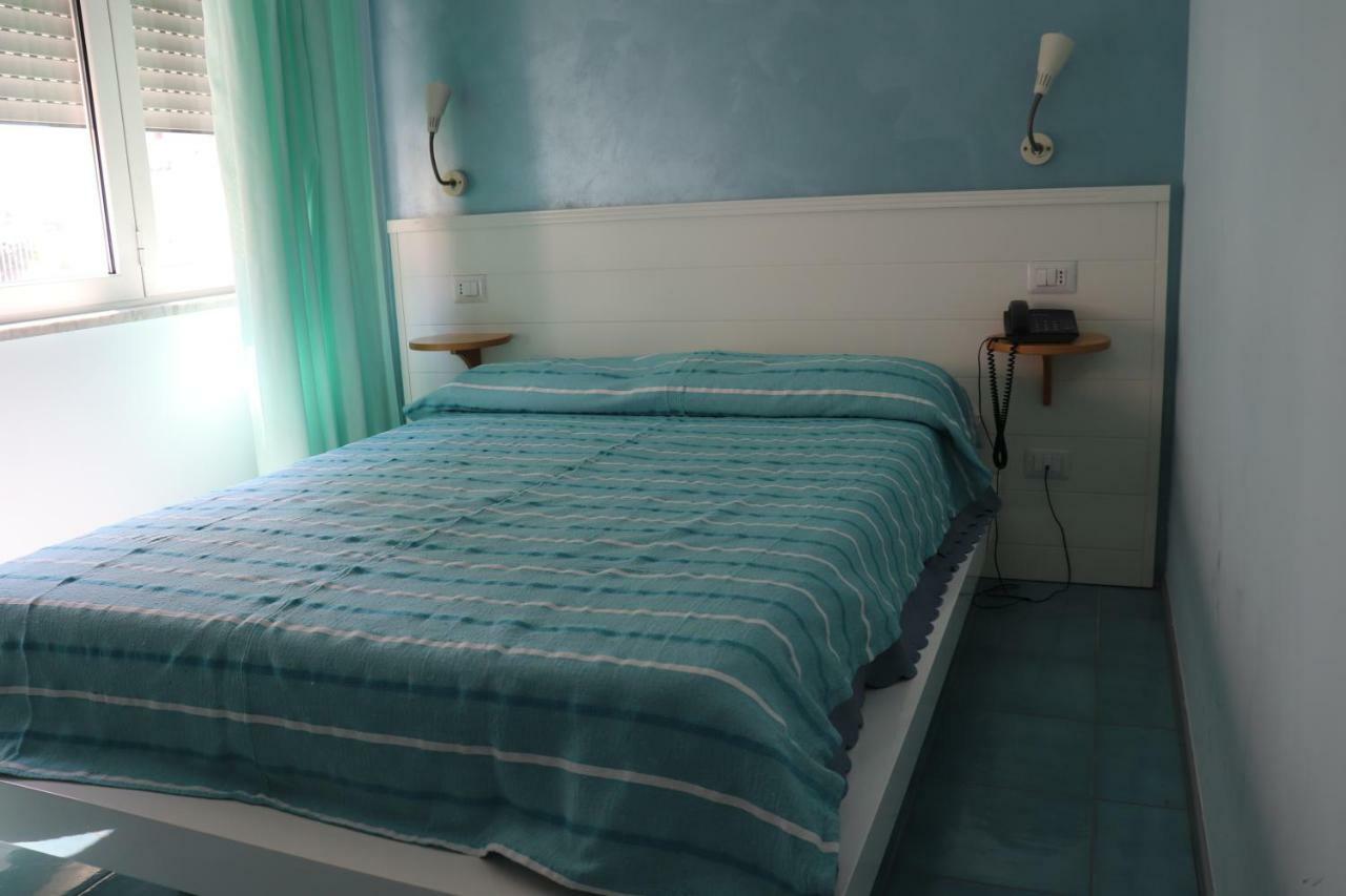 Rock Garden Bed & Breakfast Gaeta Dış mekan fotoğraf
